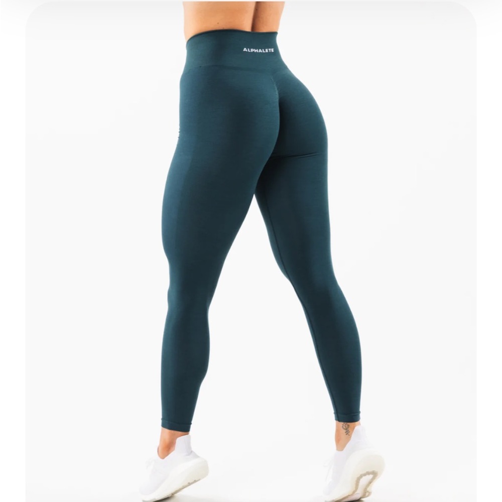 Alphalete Pier Blue Amplify Leggings